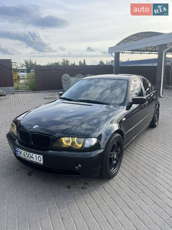 Седан BMW 3 Series 2002 в Рівному