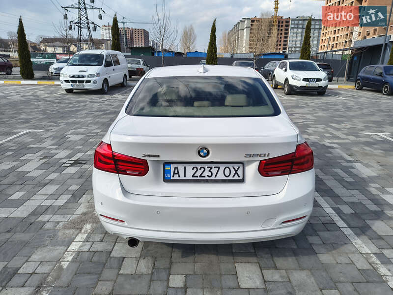 Седан BMW 3 Series 2016 в Ірпені