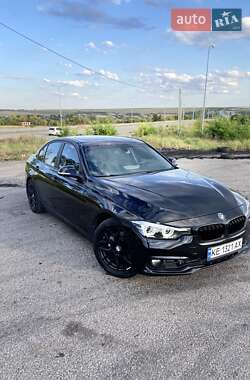 Седан BMW 3 Series 2016 в Дніпрі