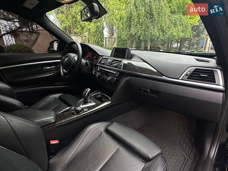 Седан BMW 3 Series 2016 в Рівному