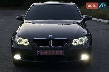 Седан BMW 3 Series 2007 в Рокитном