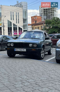 Седан BMW 3 Series 1983 в Днепре