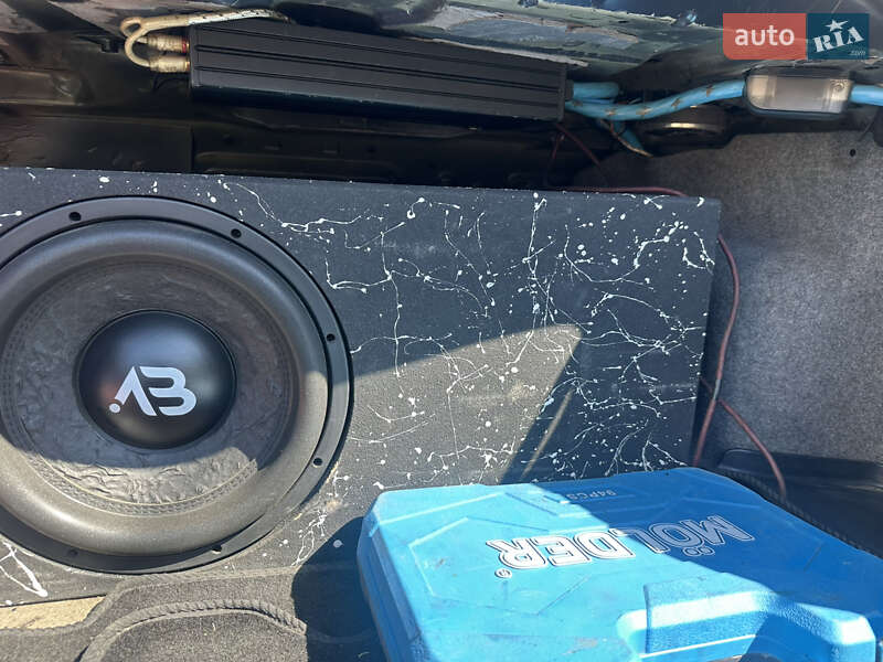 Седан BMW 3 Series 2001 в Песочине