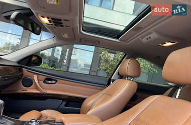 Купе BMW 3 Series 2010 в 