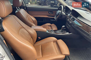 Купе BMW 3 Series 2010 в 