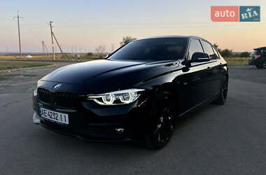 Седан BMW 3 Series 2017 в 
