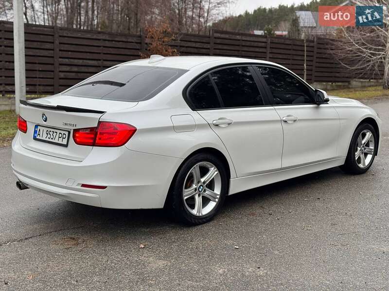 Седан BMW 3 Series 2014 в Киеве