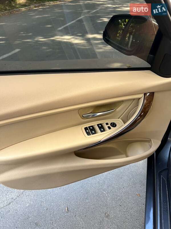 Седан BMW 3 Series 2015 в Каменец-Подольском фото 7 Седан BMW 3 Series 2015 в Каменец-Подольском