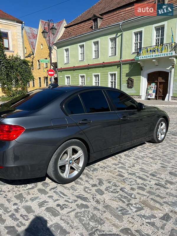 Седан BMW 3 Series 2015 в Каменец-Подольском фото 16 Седан BMW 3 Series 2015 в Каменец-Подольском