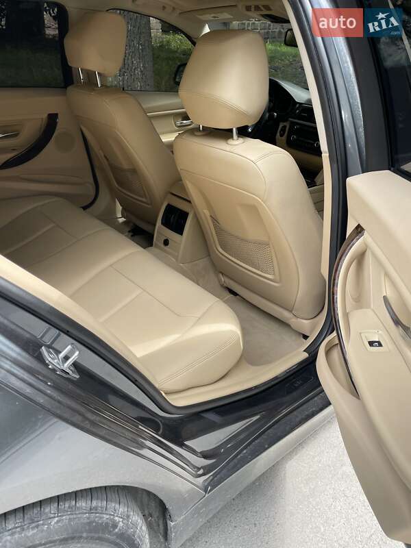 Седан BMW 3 Series 2015 в Каменец-Подольском фото 26 Седан BMW 3 Series 2015 в Каменец-Подольском
