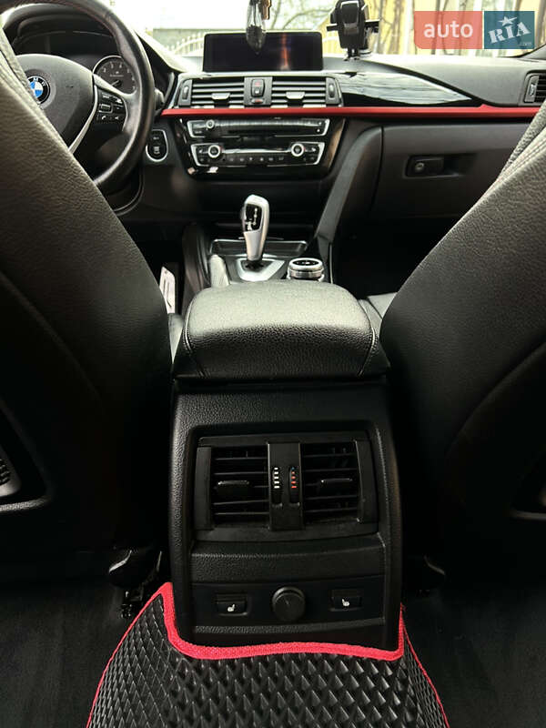 Седан BMW 3 Series 2013 в Ужгороде