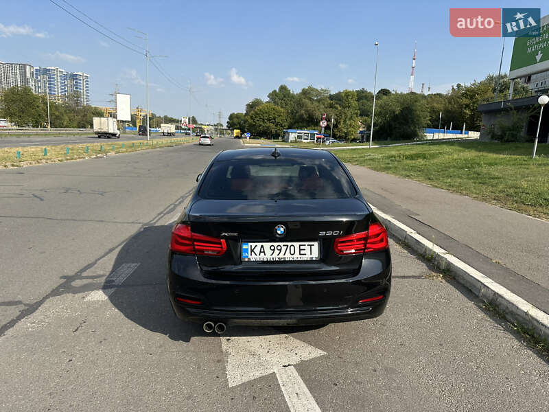 Седан BMW 3 Series 2017 в Києві