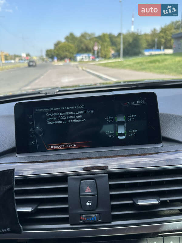 Седан BMW 3 Series 2017 в Києві