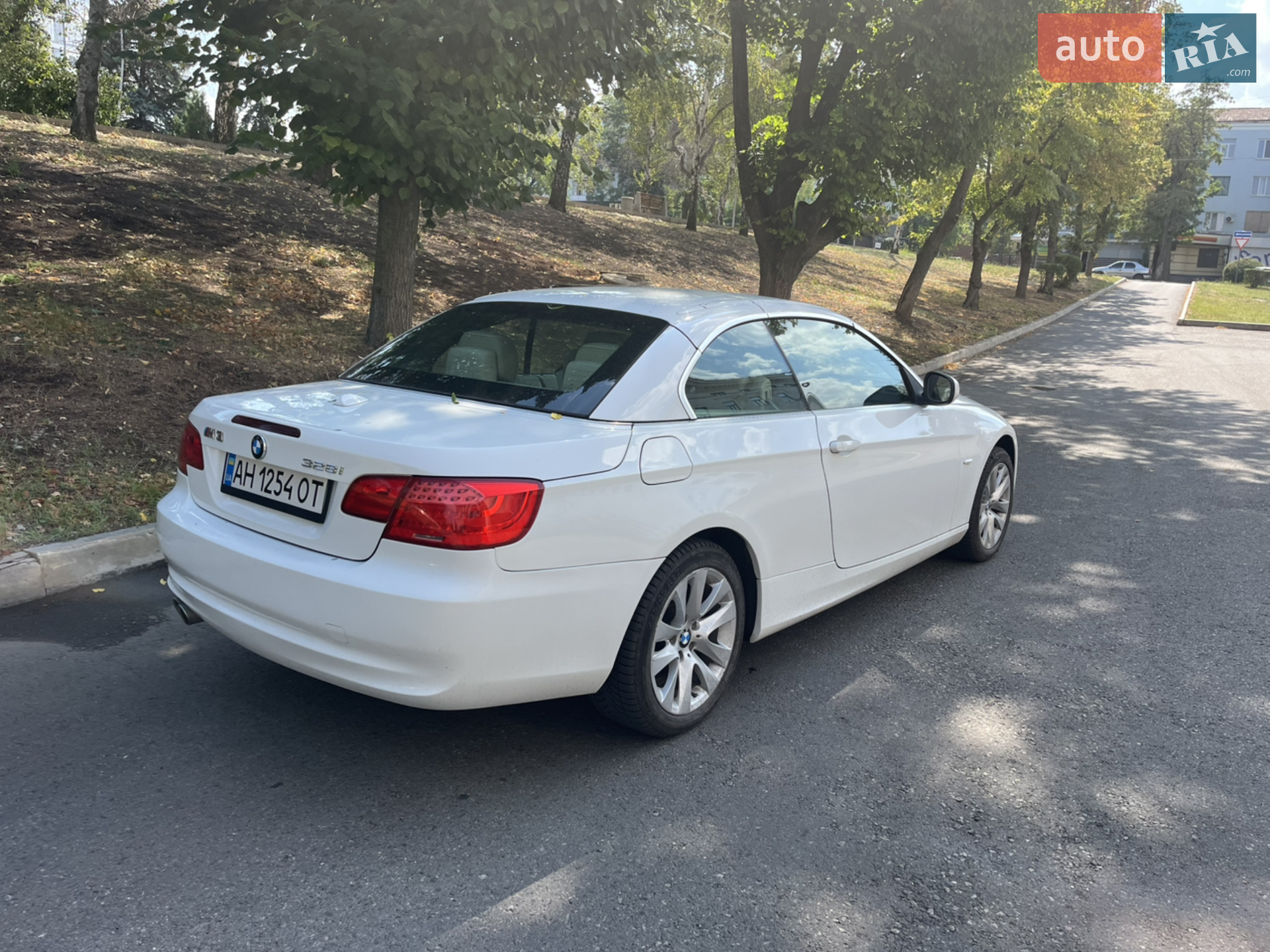 2010 BMW 3er - мініатюра 6