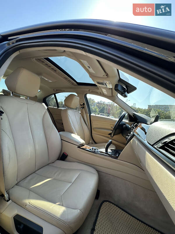 Седан BMW 3 Series 2012 в Харькове