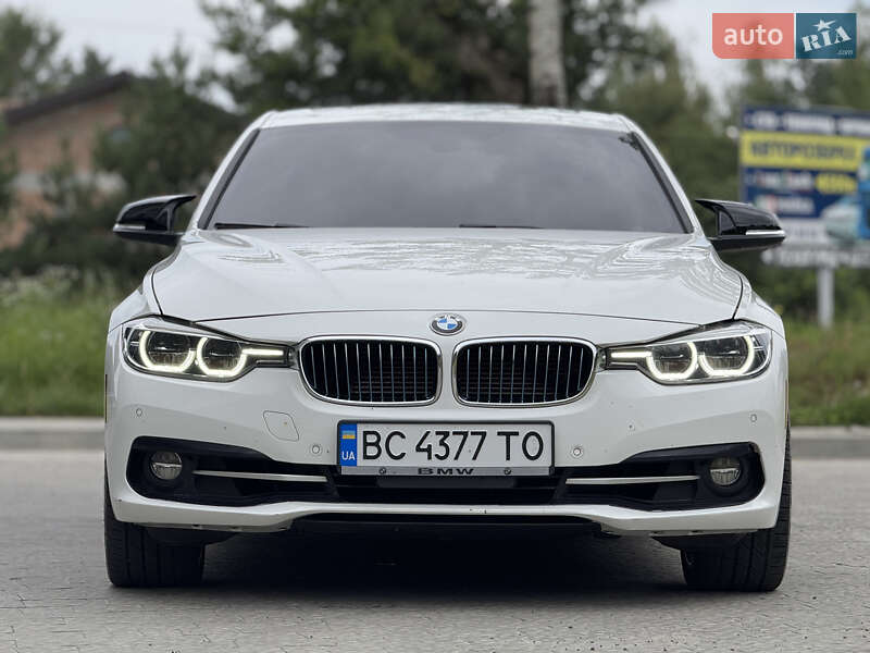 Седан BMW 3 Series 2016 в Львове