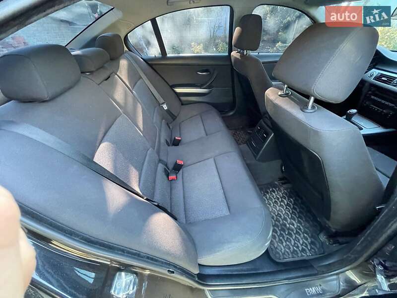 Седан BMW 3 Series 2006 в Миколаєві