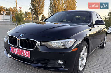 Седан BMW 3 Series 2015 в Черкасах