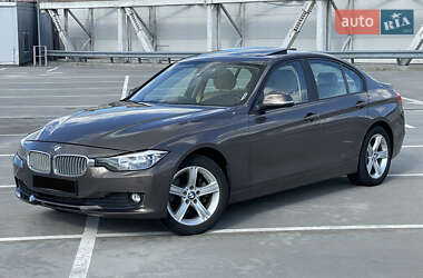 Седан BMW 3 Series 2014 в Києві