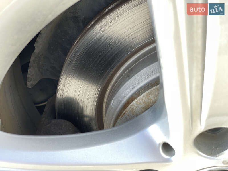 Седан BMW 3 Series 2014 в Киеве