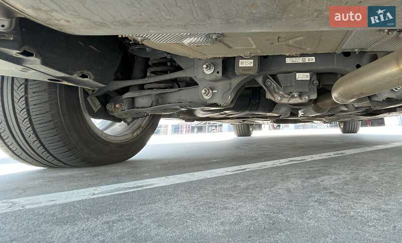 Седан BMW 3 Series 2014 в Киеве