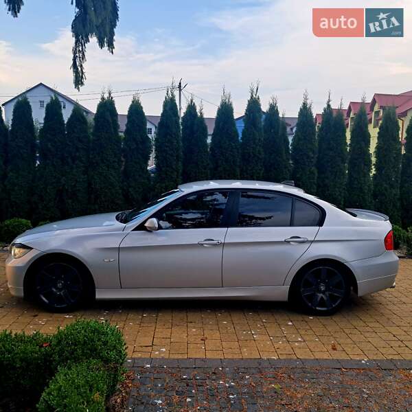 Седан BMW 3 Series 2007 в Львові