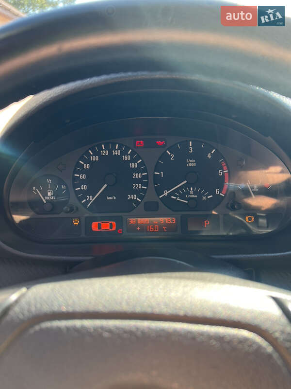 Универсал BMW 3 Series 2002 в Ровно