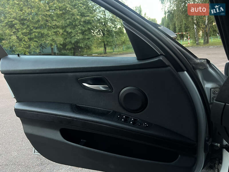 Седан BMW 3 Series 2007 в Житомире