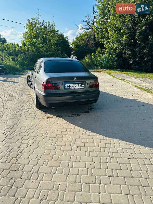 Седан BMW 3 Series 2000 в Ирпене