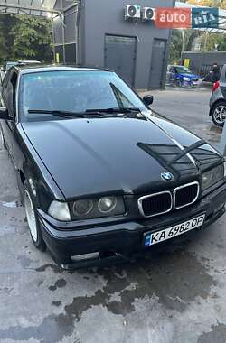 Седан BMW 3 Series 1993 в Киеве