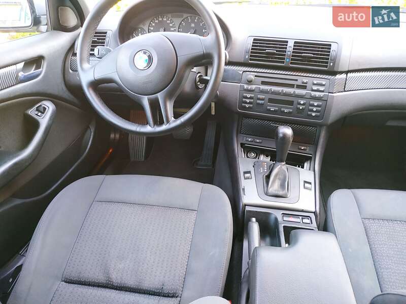 Седан BMW 3 Series 2004 в Луцке