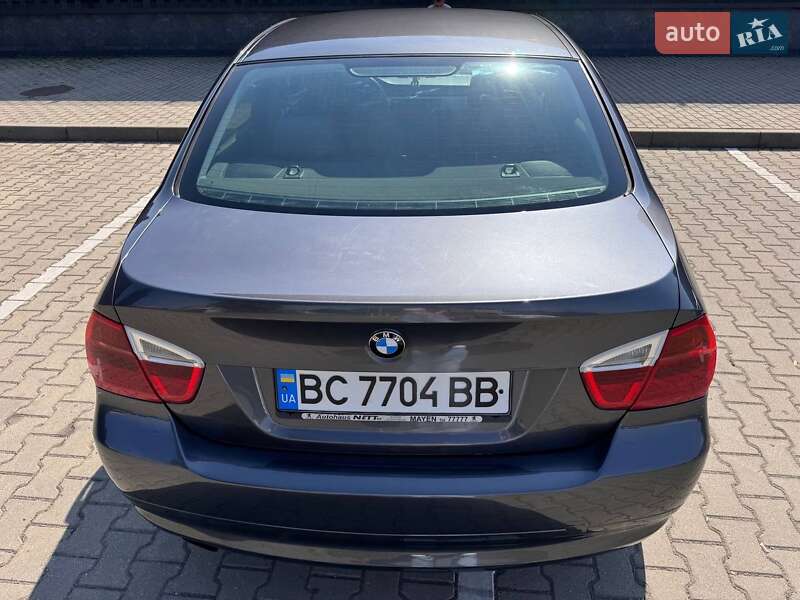 Седан BMW 3 Series 2008 в Ужгороді