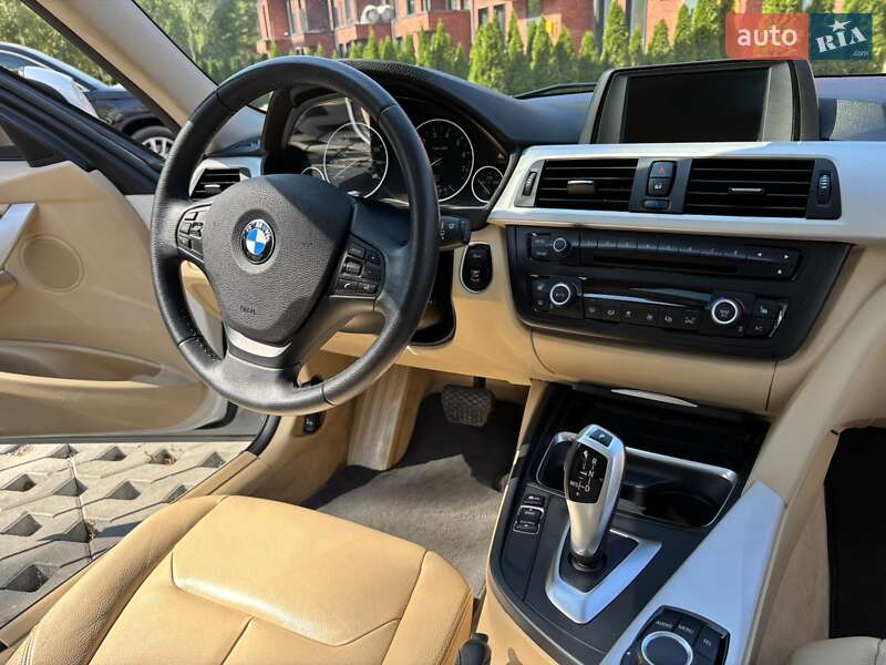 Седан BMW 3 Series 2014 в Киеве