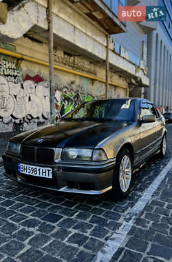 Седан BMW 3 Series 1993 в Одесі