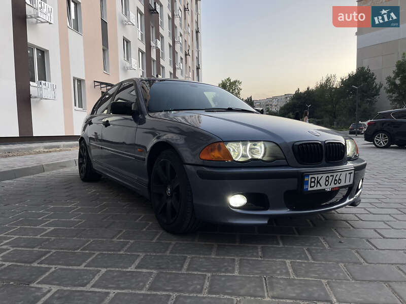 Седан BMW 3 Series 1999 в Ровно