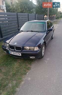 Седан BMW 3 Series 1995 в Буську