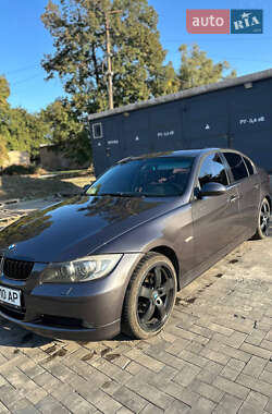 Седан BMW 3 Series 2005 в Кривом Роге
