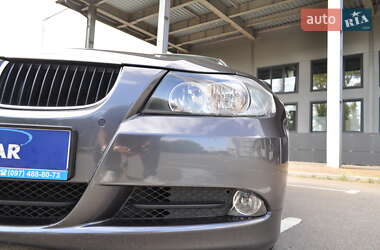 Седан BMW 3 Series 2005 в 