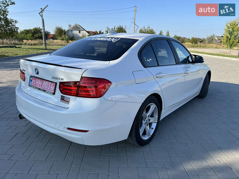Седан BMW 3 Series 2014 в Ровно