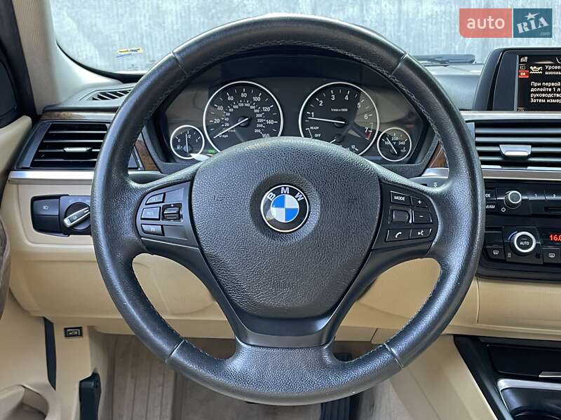 Седан BMW 3 Series 2014 в Киеве