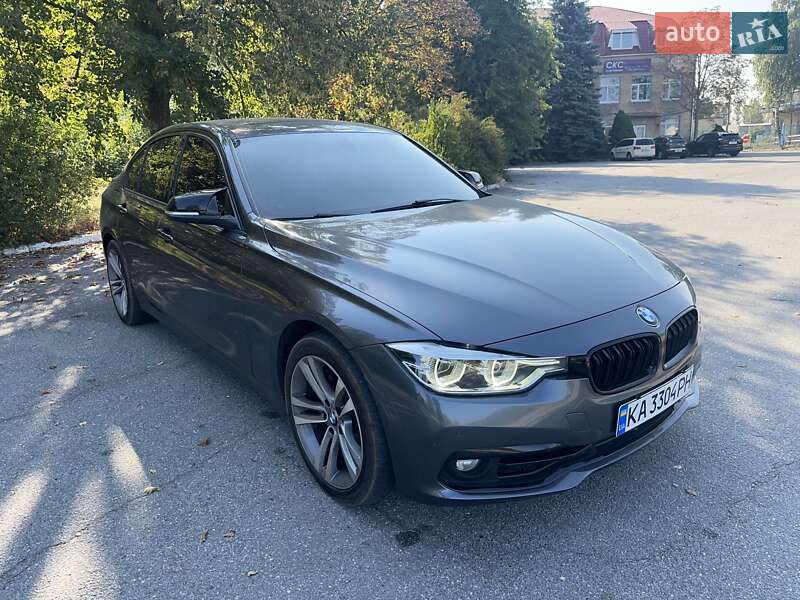 Седан BMW 3 Series 2016 в Киеве