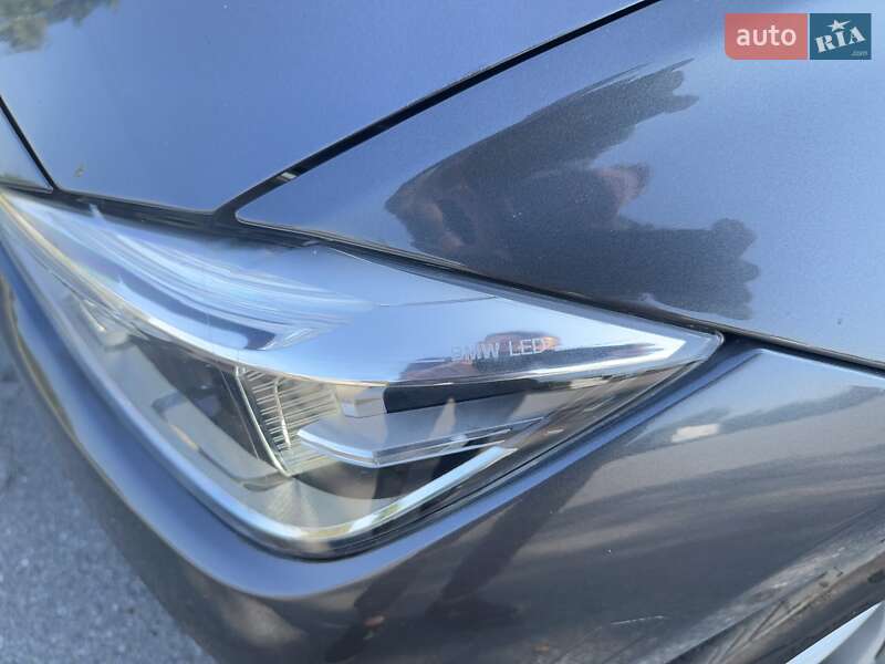 Седан BMW 3 Series 2016 в Киеве
