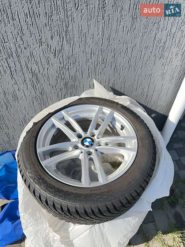 Седан BMW 3 Series 2016 в Киеве