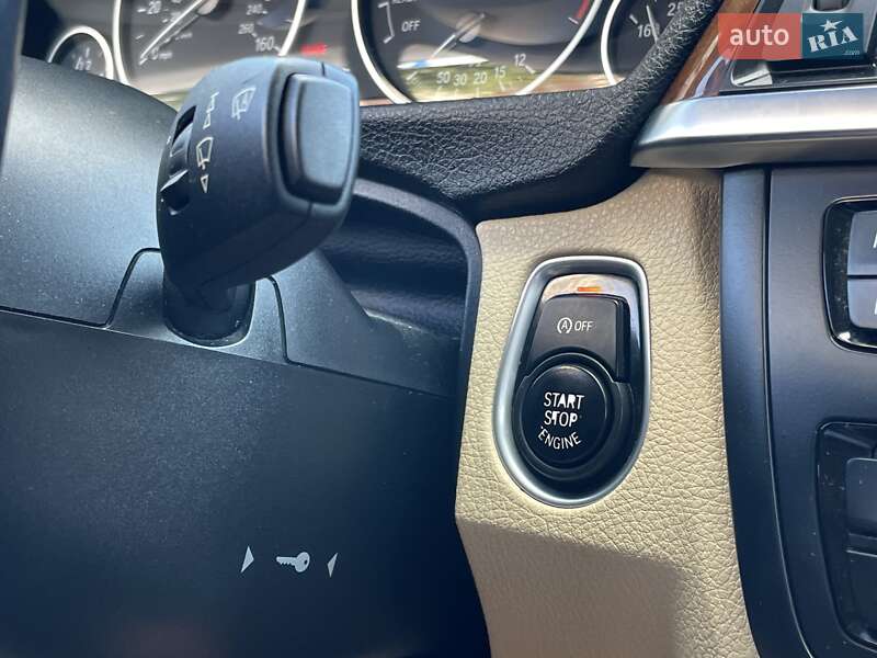 Седан BMW 3 Series 2014 в Киеве
