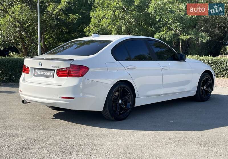 Седан BMW 3 Series 2014 в Киеве