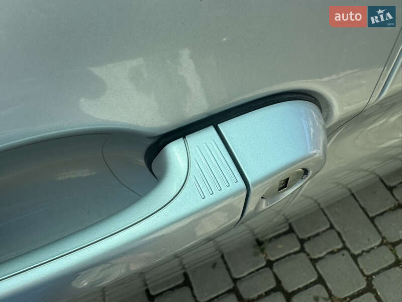 Седан BMW 3 Series 2015 в Одесі