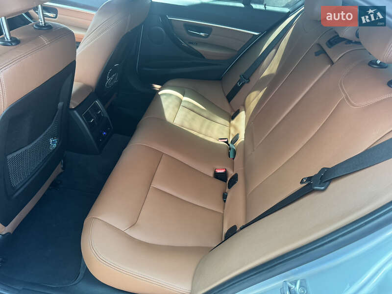 Седан BMW 3 Series 2015 в Одесі