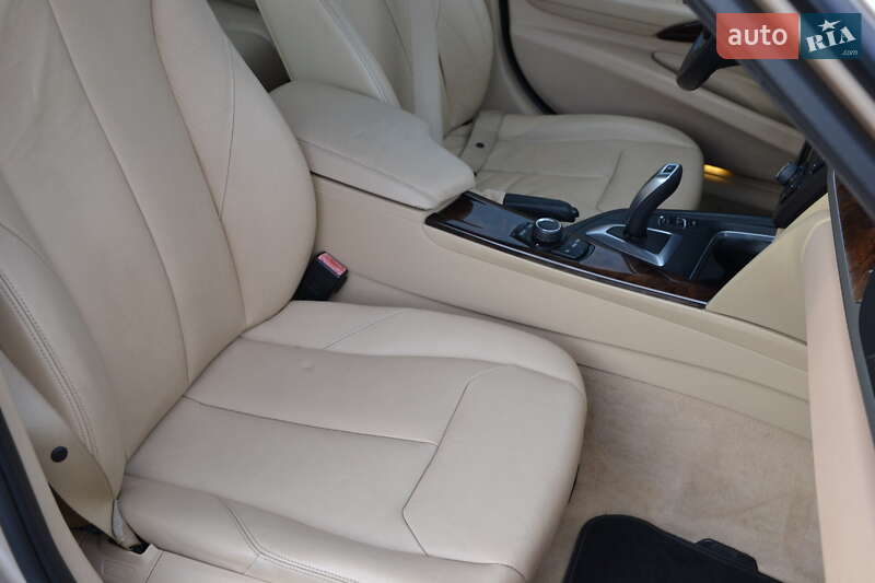 Седан BMW 3 Series 2013 в Луцьку