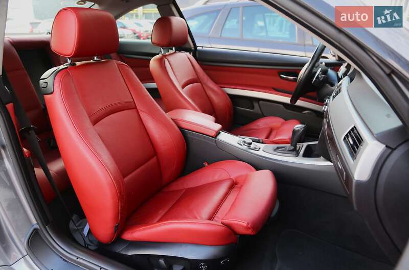 Купе BMW 3 Series 2010 в Киеве