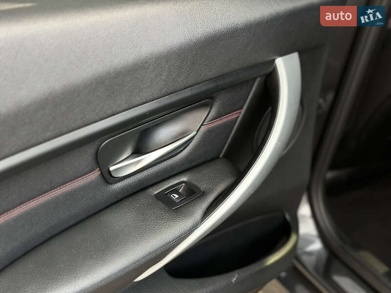 Седан BMW 3 Series 2015 в Киеве